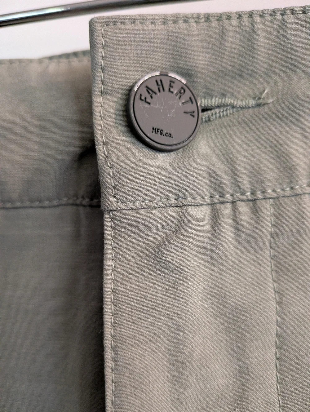 Faherty Lightweight Flat-Front Shorts in Olive All Day Drawstring